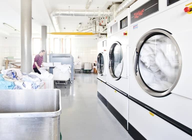 lavadora de ropa industrial